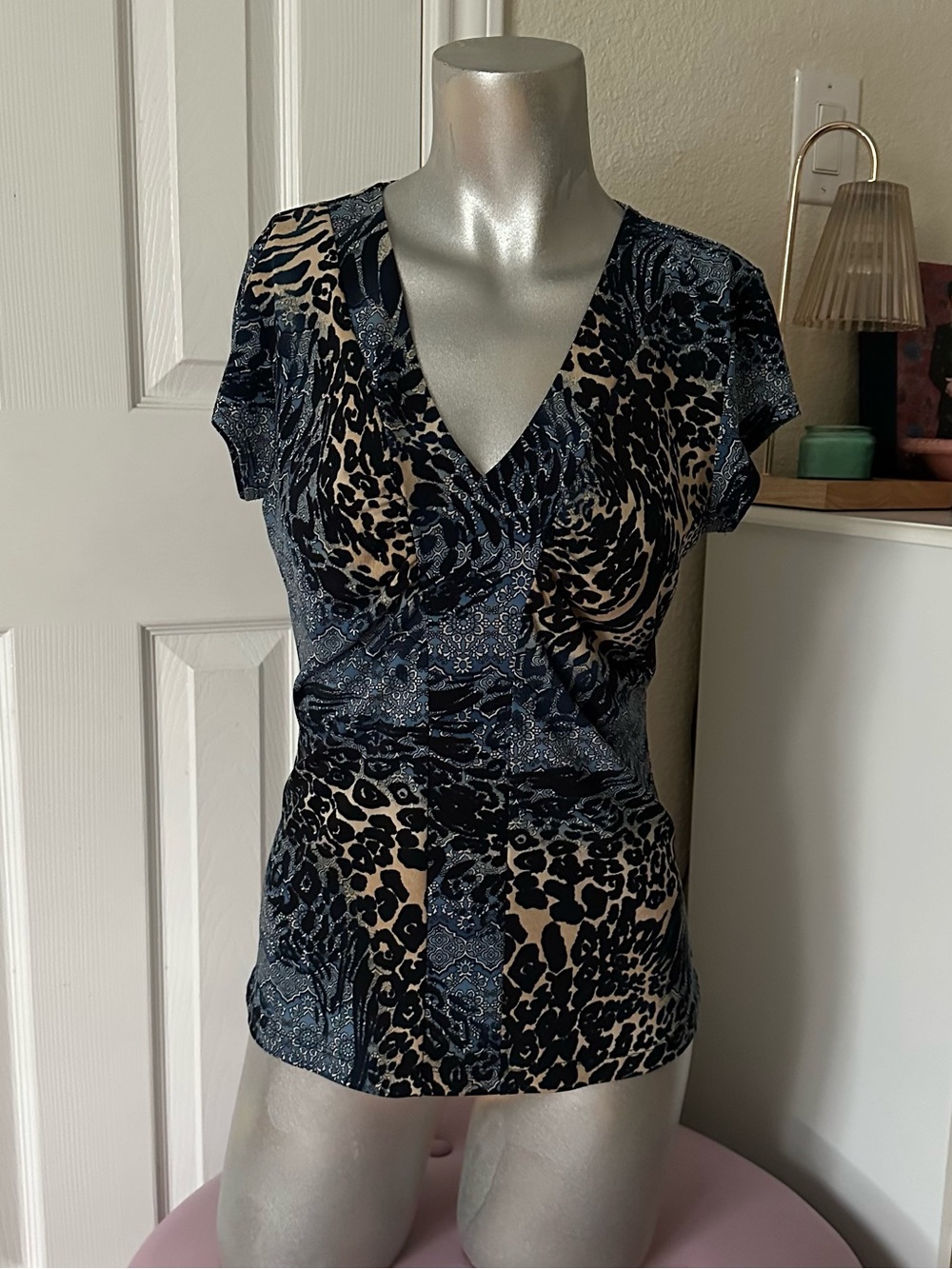 Susan Lawrence Blue Tan & Black Leopard Tiger & Boho Floral Pattern Top